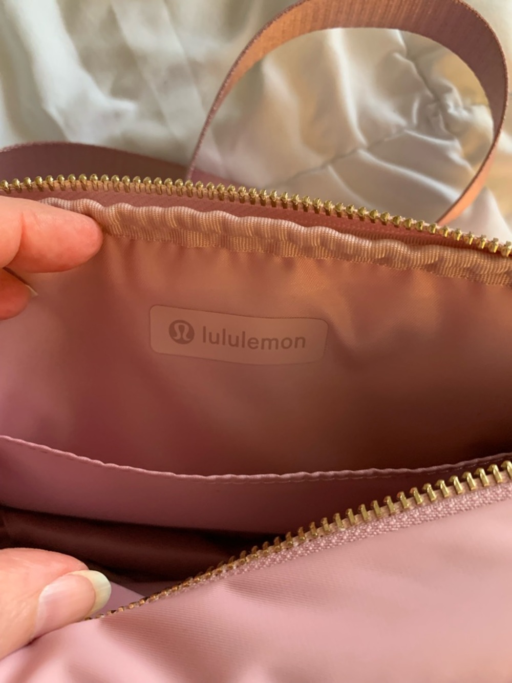 lululemon athletica Crossbody Camera Bag - Picture 8 of 8